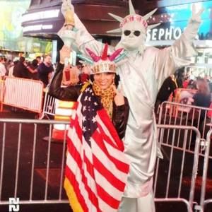 Meet your Posher, Paola